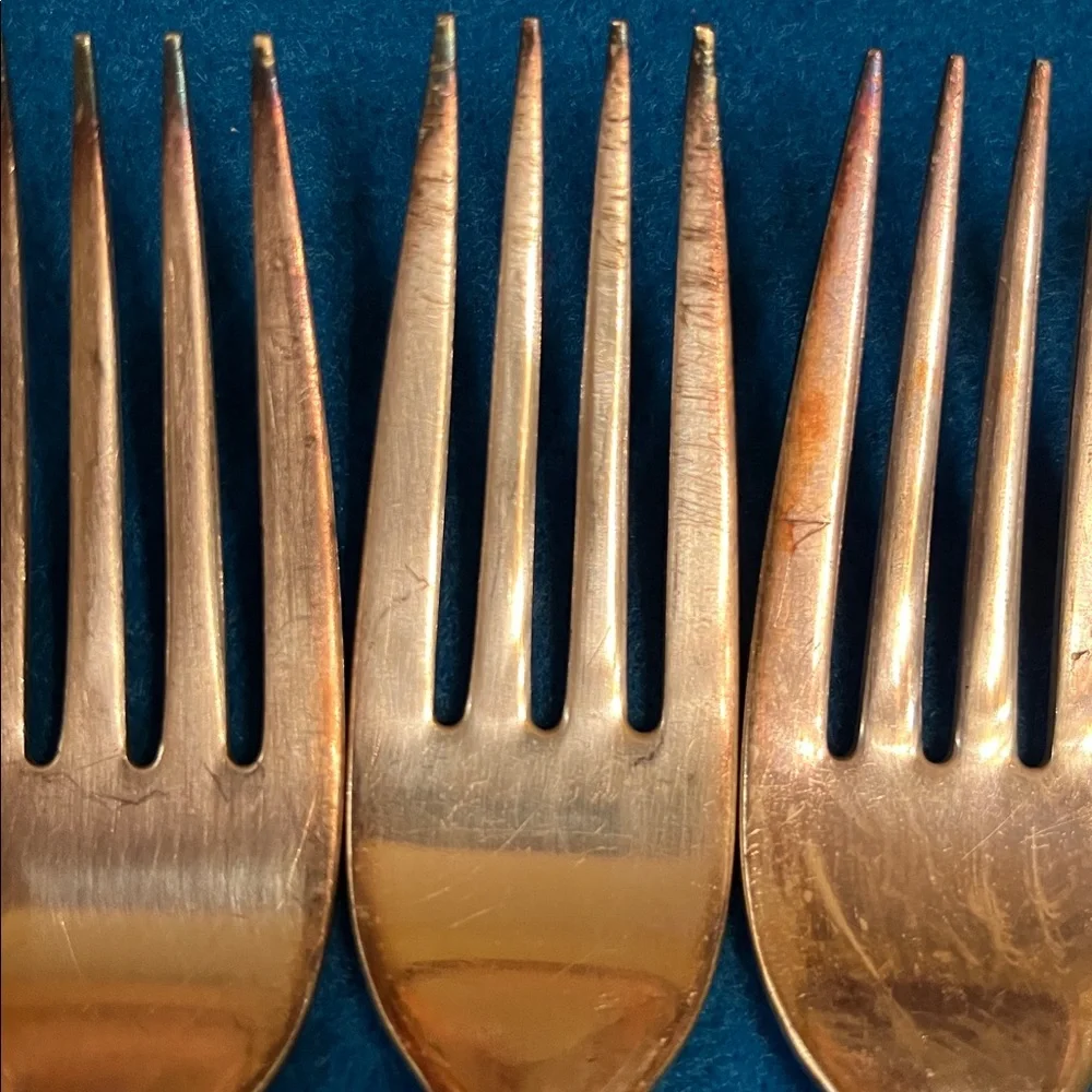 1964 VTG set of 6 dinner forks Wm Rogers Melody Camelot Silverplate Flatware GUC